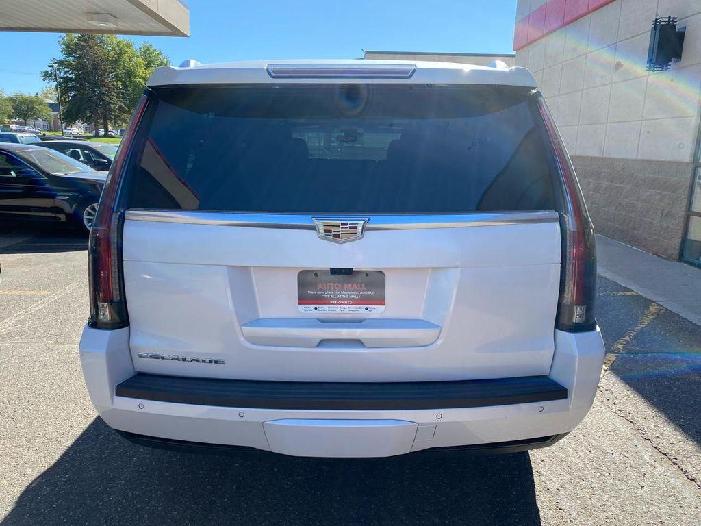 used 2019 Cadillac Escalade ESV car, priced at $28,995
