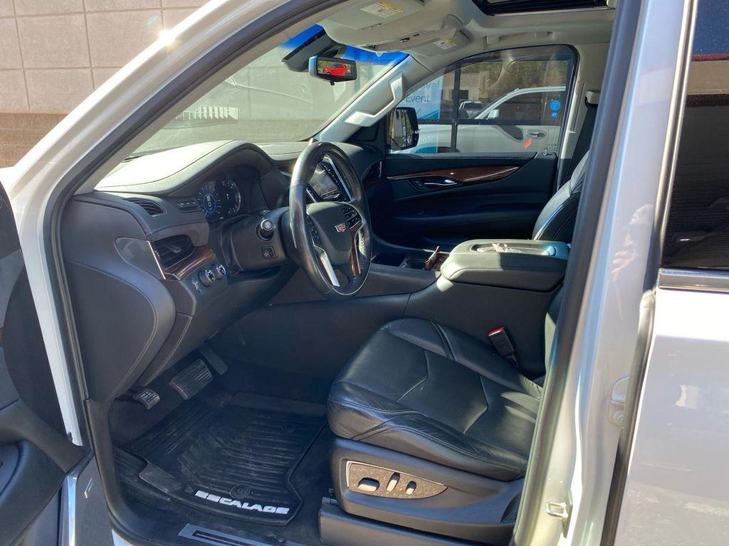 used 2019 Cadillac Escalade ESV car, priced at $28,995