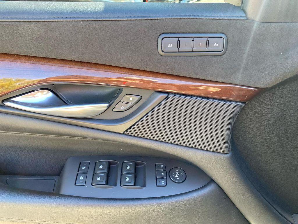used 2019 Cadillac Escalade ESV car, priced at $28,995
