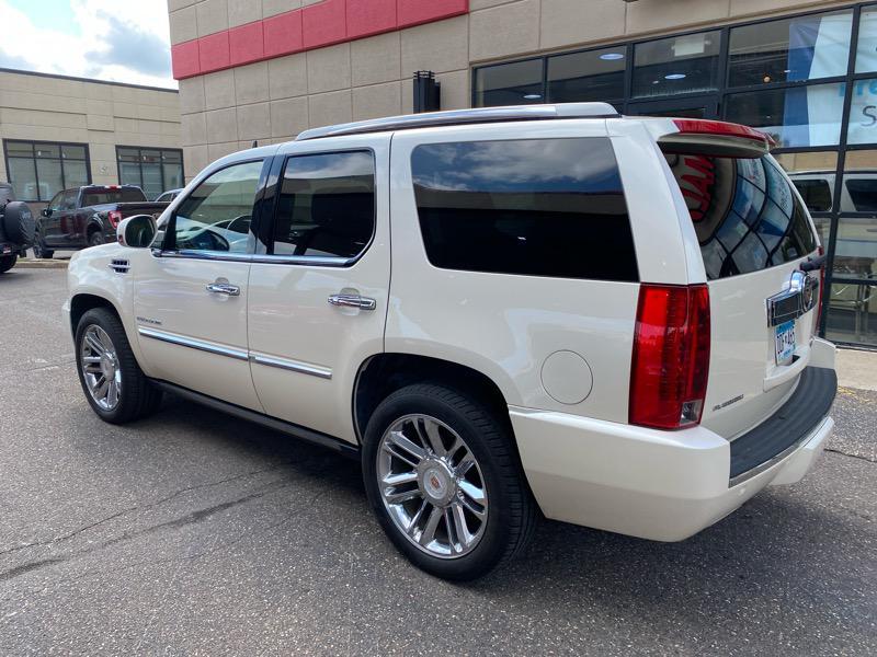 used 2013 Cadillac Escalade car, priced at $13,995