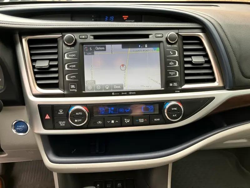 used 2016 Toyota Highlander Hybrid car, priced at $21,600