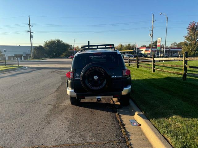 used 2007 Toyota FJ Cruiser car, priced at $11,550