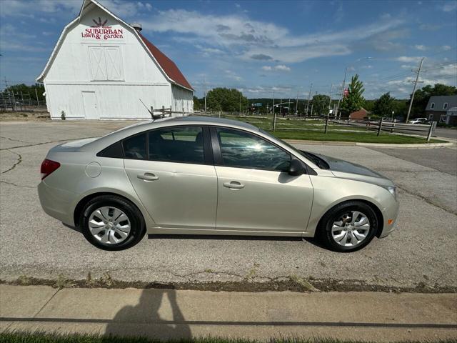 used 2013 Chevrolet Cruze car, priced at $5,450