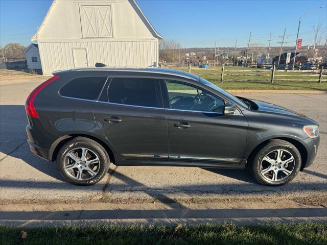 used 2015 Volvo XC60 car, priced at $12,700