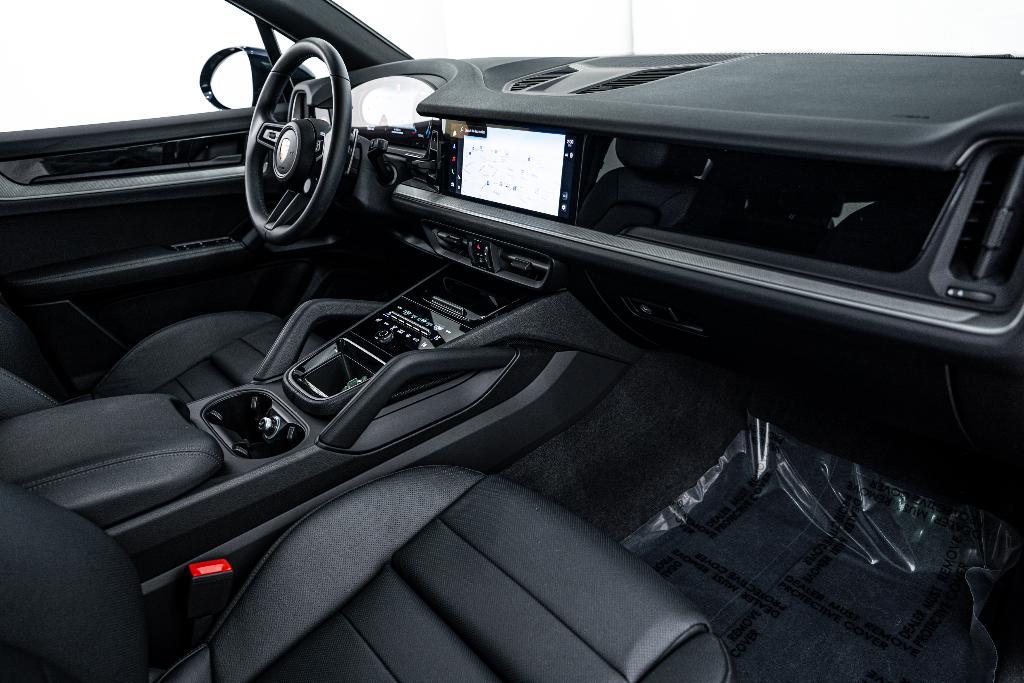 used 2025 Porsche Cayenne car, priced at $99,000