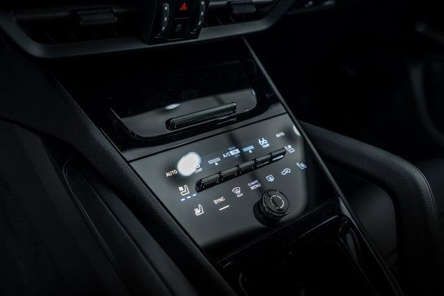new 2025 Porsche Cayenne car, priced at $119,075