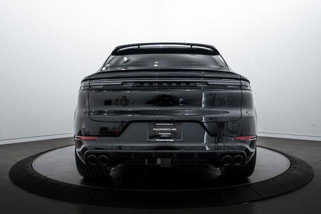 new 2025 Porsche Cayenne car, priced at $119,075