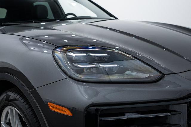 used 2025 Porsche Cayenne car, priced at $92,000