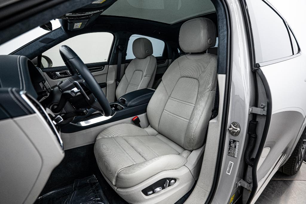 used 2021 Porsche Cayenne E-Hybrid Coupe car, priced at $125,000