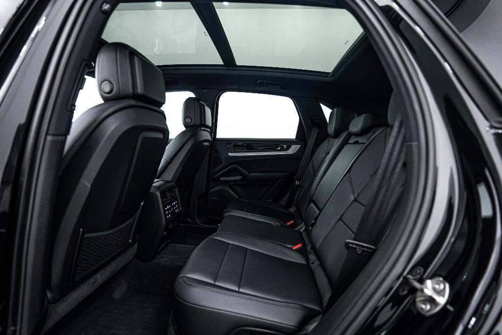 used 2025 Porsche Cayenne car, priced at $95,000