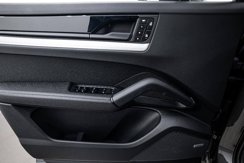 used 2025 Porsche Cayenne car, priced at $93,991