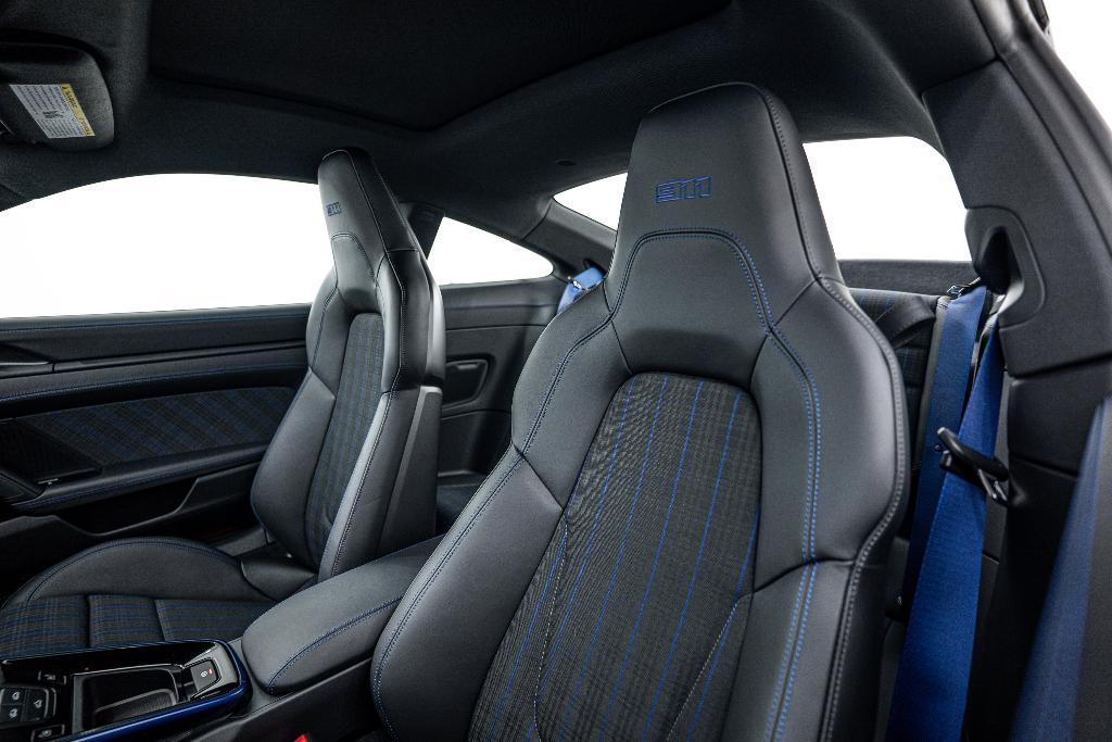 new 2026 Porsche 911 car, priced at $168,640