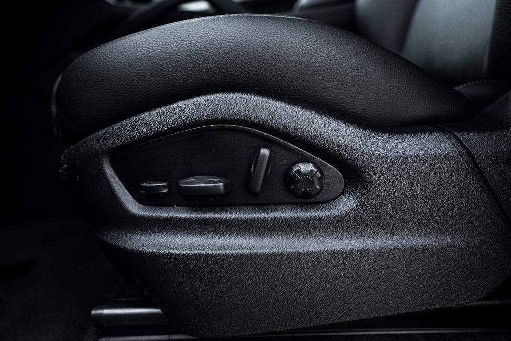used 2025 Porsche Cayenne car, priced at $100,000