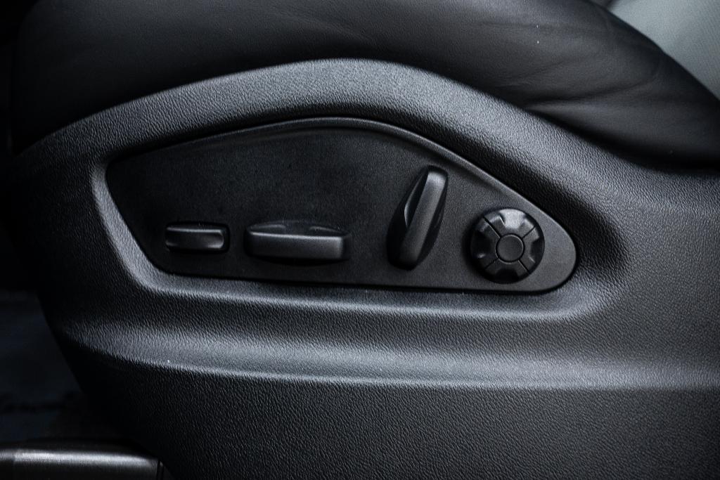 used 2025 Porsche Cayenne car, priced at $97,991