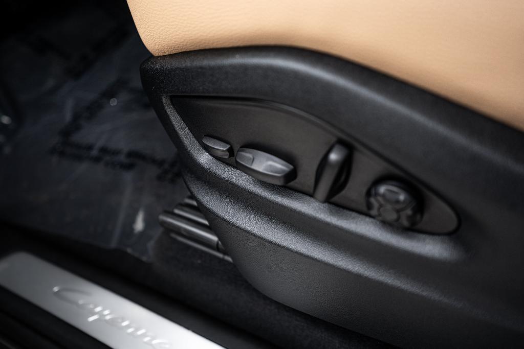 used 2025 Porsche Cayenne car, priced at $90,991