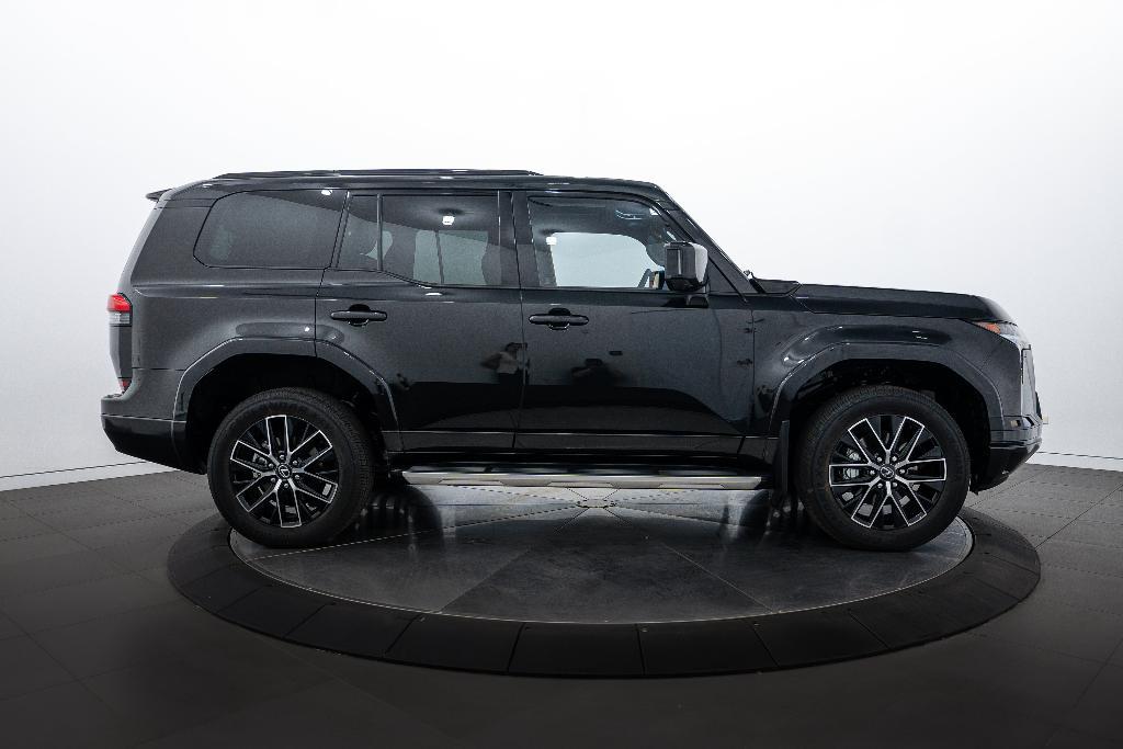 used 2024 Lexus GX 550 car