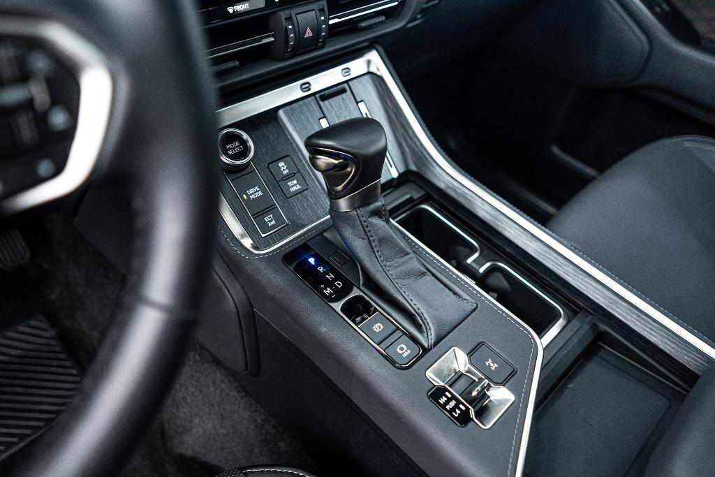 used 2024 Lexus GX 550 car