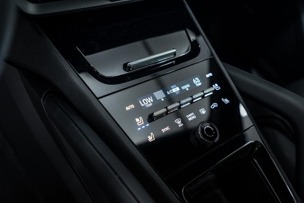 used 2025 Porsche Cayenne car, priced at $97,881