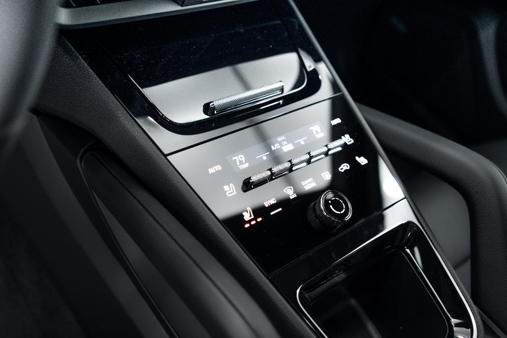 new 2026 Porsche Cayenne car, priced at $107,050