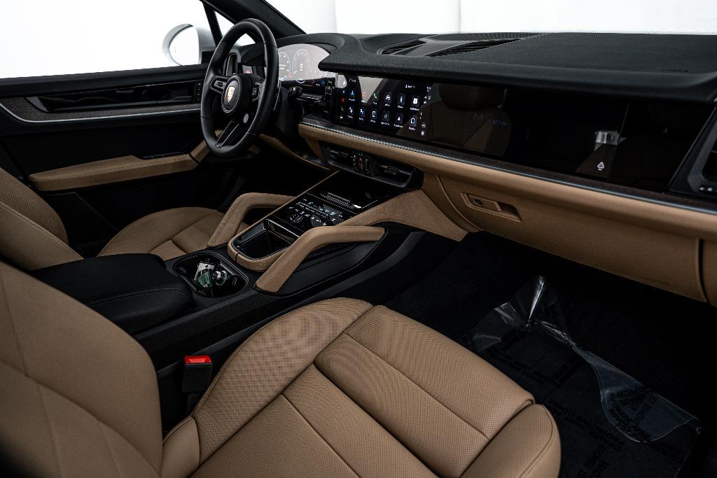 used 2025 Porsche Cayenne car, priced at $100,000