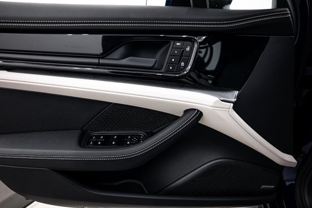 new 2026 Porsche Panamera car, priced at $139,140