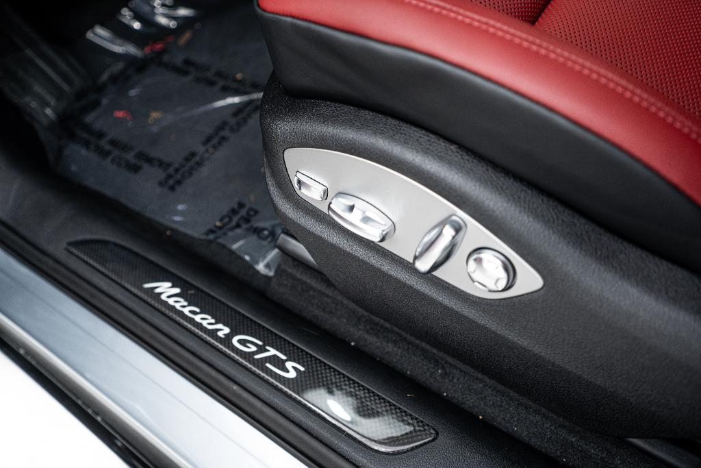 new 2025 Porsche Macan car, priced at $116,175