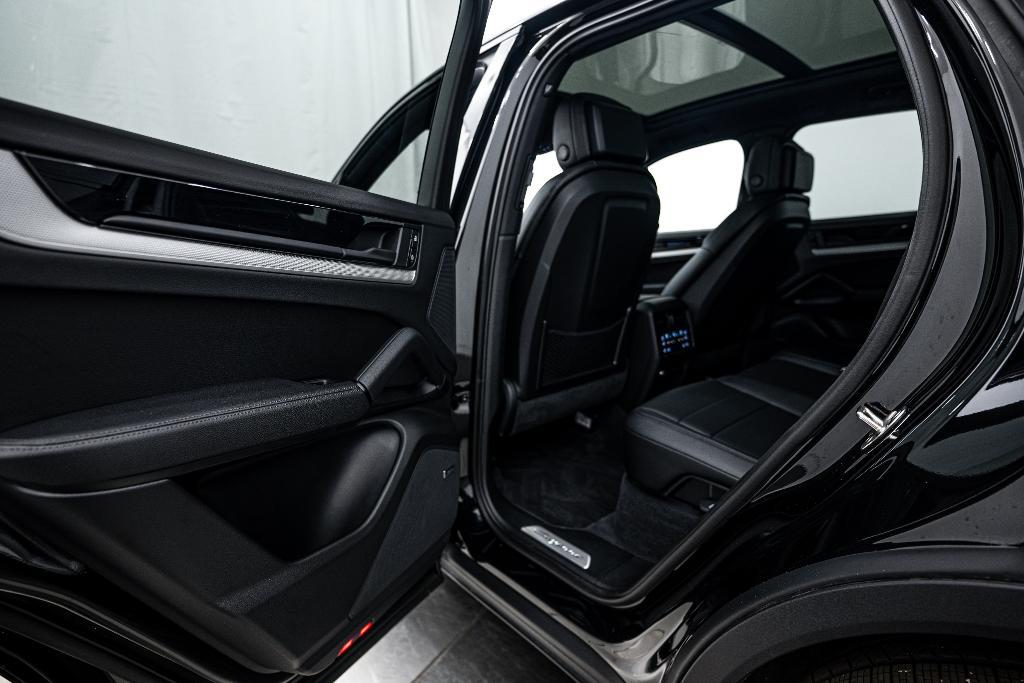 used 2025 Porsche Cayenne car, priced at $92,000