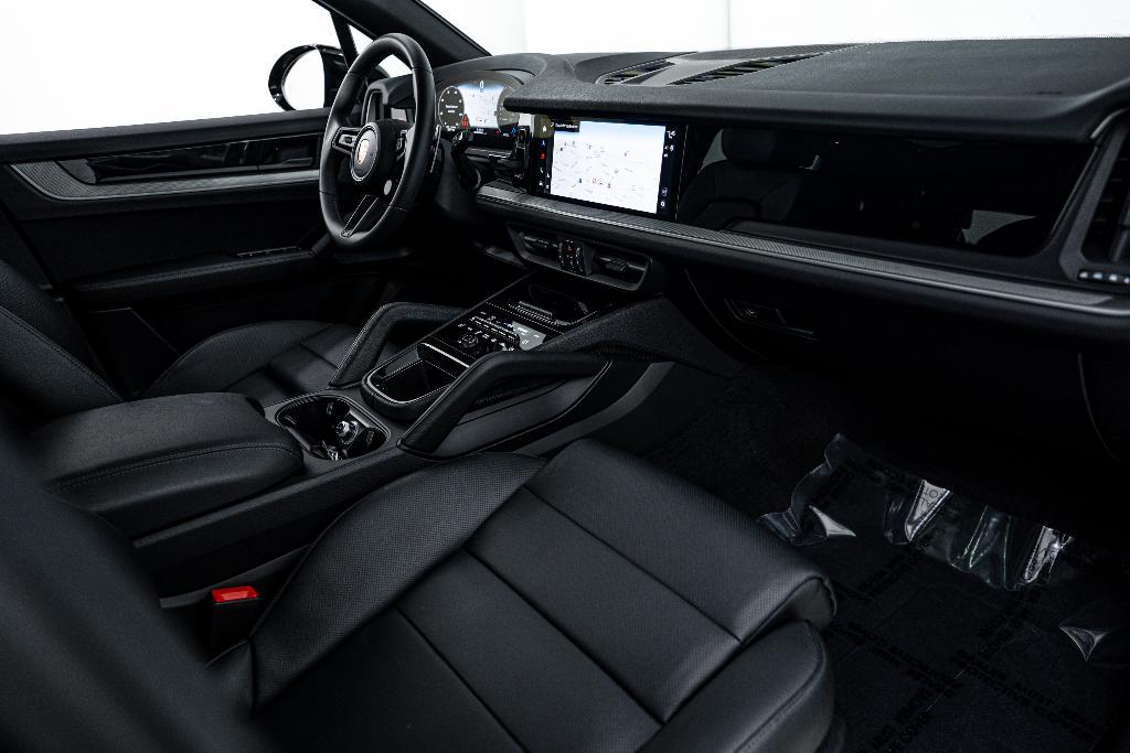 used 2025 Porsche Cayenne car, priced at $92,000