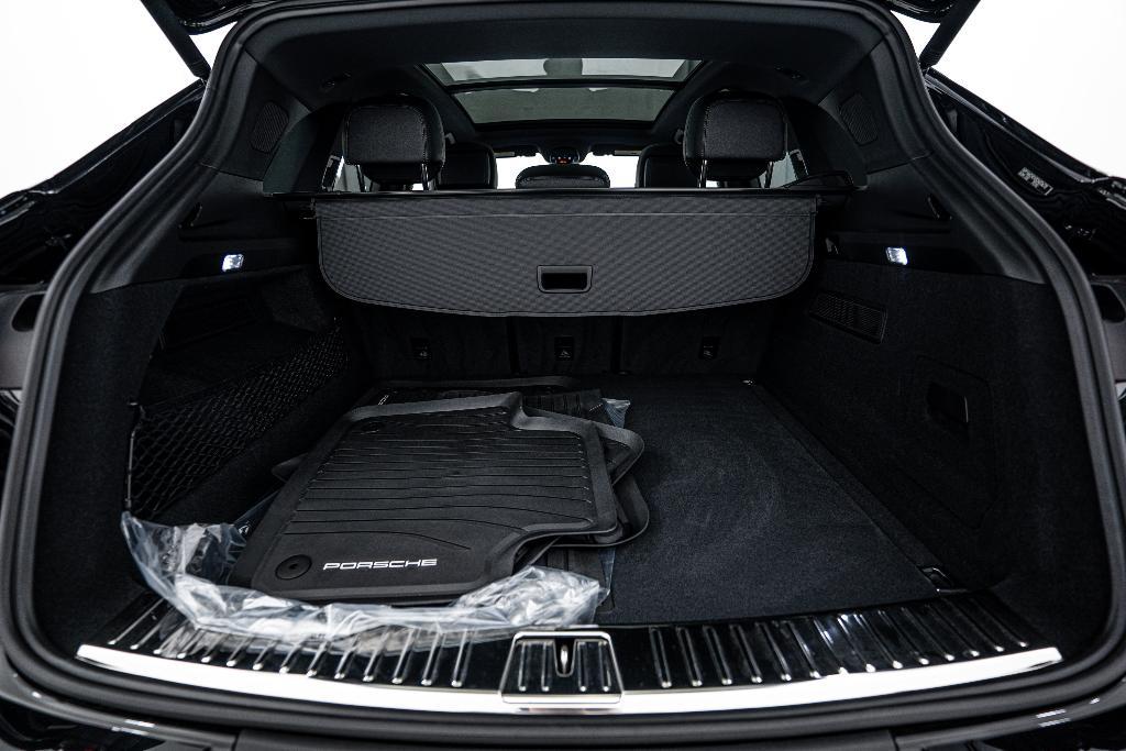 used 2025 Porsche Cayenne car, priced at $92,000