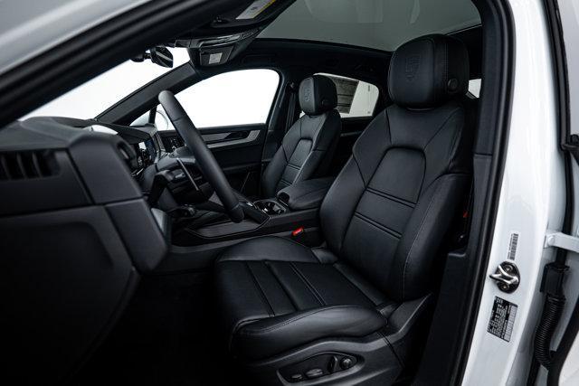 new 2025 Porsche Cayenne car, priced at $134,425