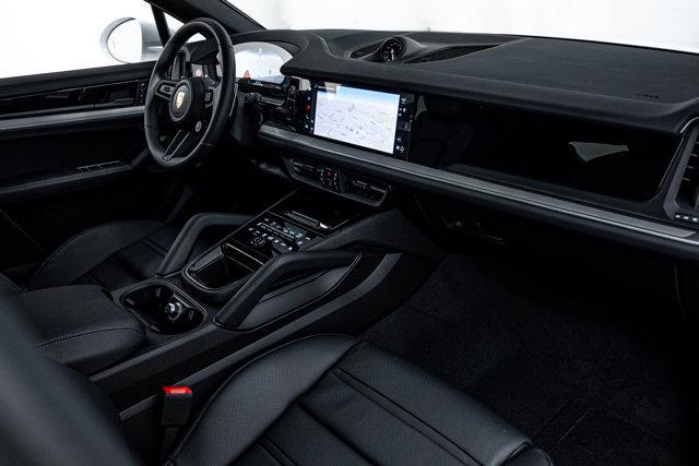 new 2025 Porsche Cayenne car, priced at $134,425