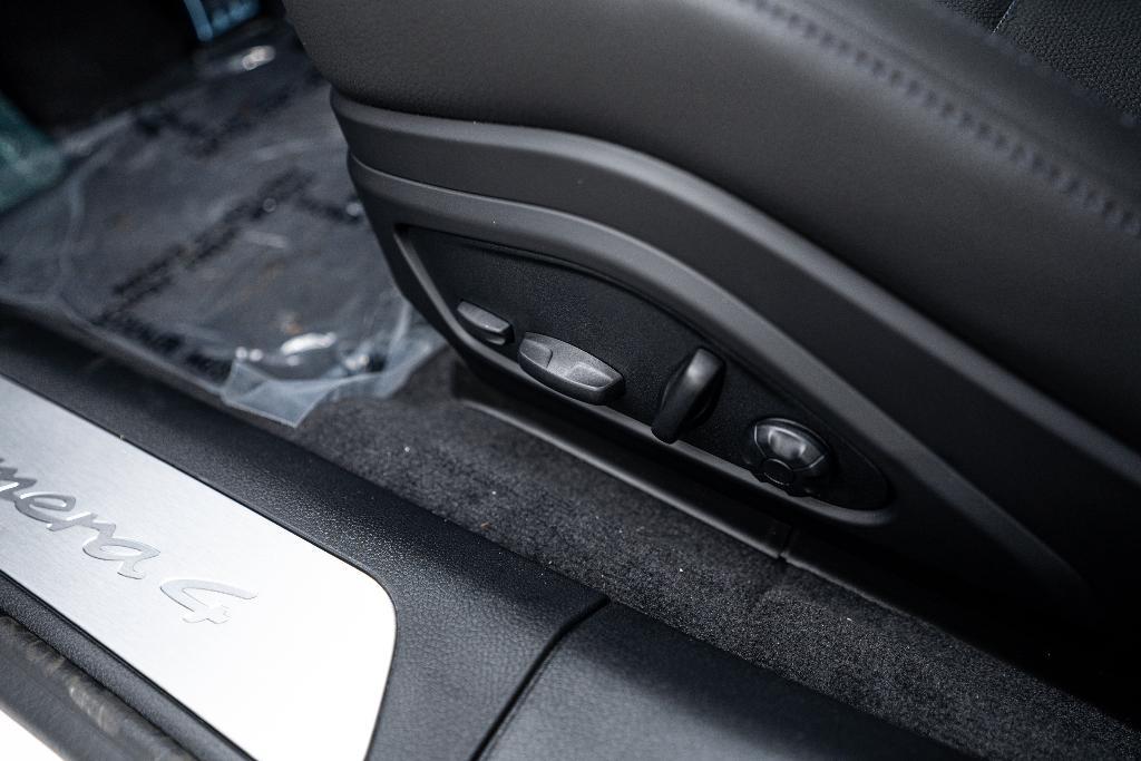 new 2026 Porsche Panamera car, priced at $135,550