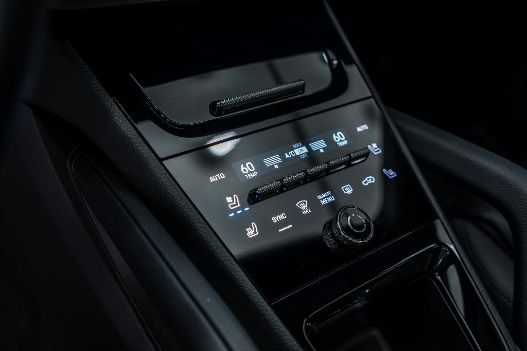used 2024 Porsche Cayenne car, priced at $86,881