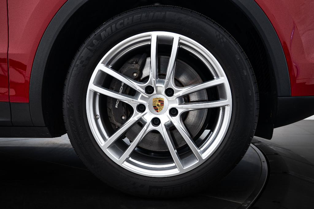 used 2022 Porsche Cayenne car, priced at $67,000