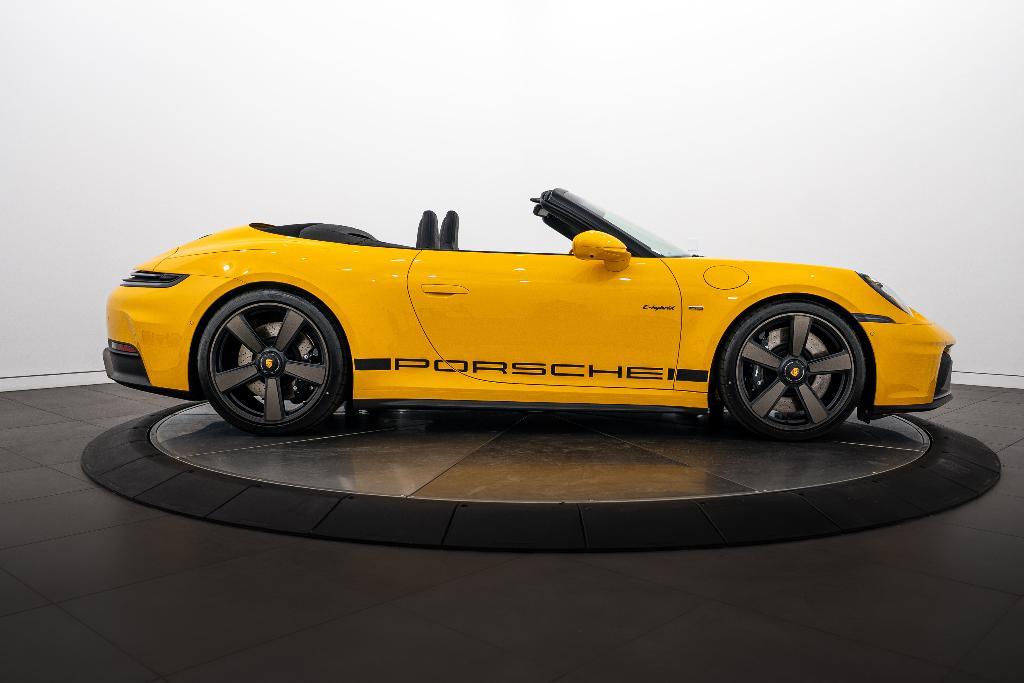 new 2026 Porsche 911 car, priced at $278,460