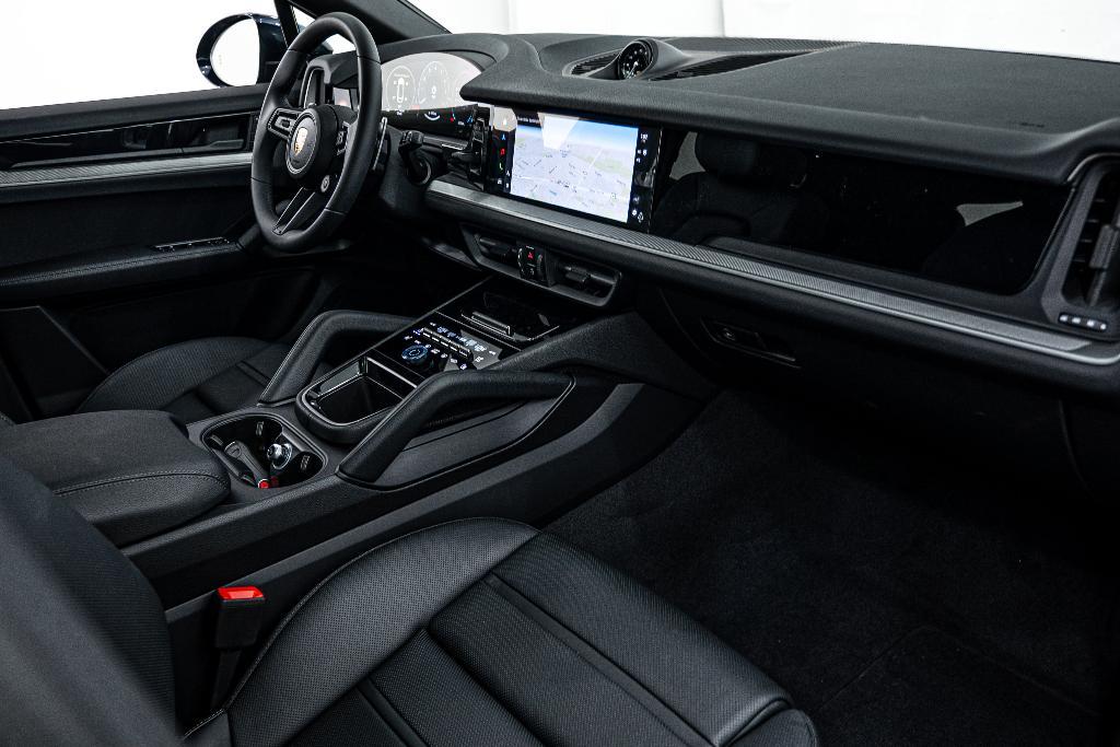used 2025 Porsche Cayenne car, priced at $99,991