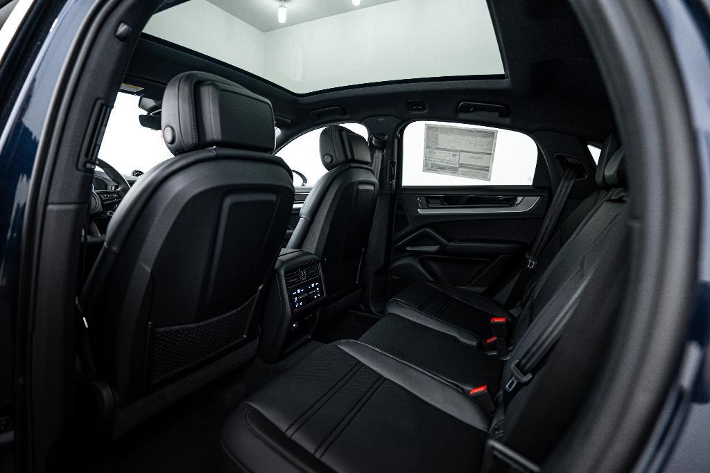 used 2025 Porsche Cayenne car, priced at $99,991