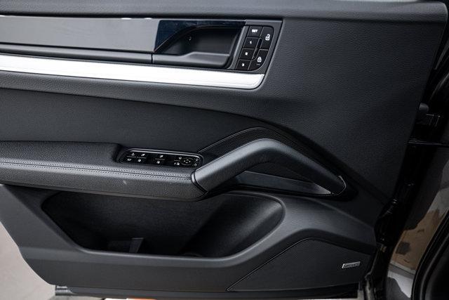 new 2025 Porsche Cayenne car, priced at $118,775