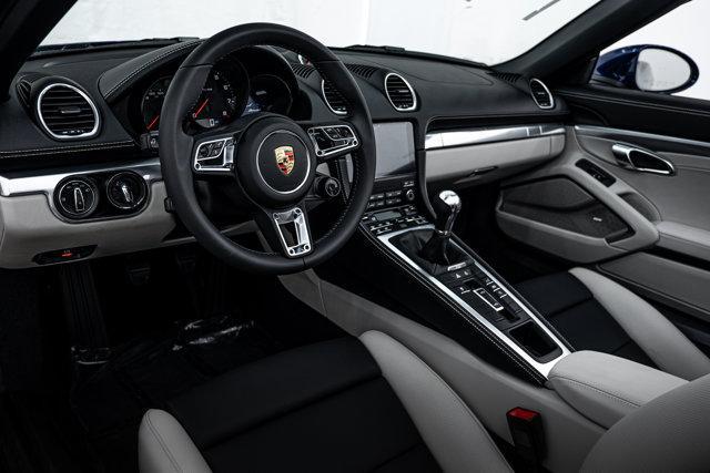 new 2025 Porsche 718 Boxster car, priced at $96,175