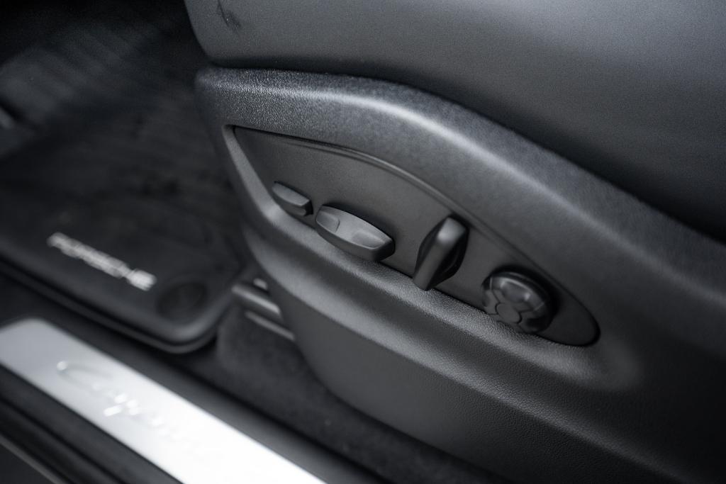 new 2025 Porsche Cayenne car, priced at $136,085