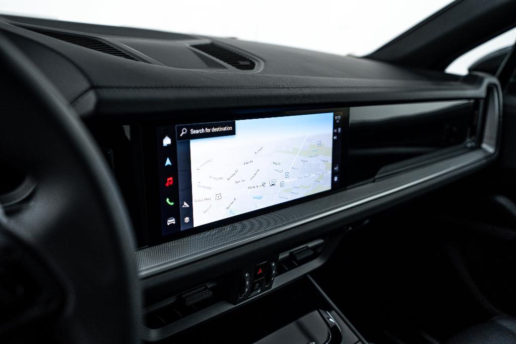 new 2025 Porsche Cayenne car, priced at $136,085