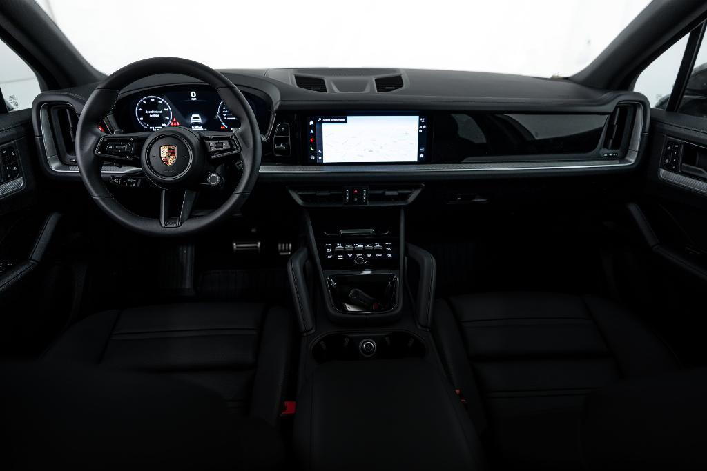 new 2025 Porsche Cayenne car, priced at $136,085
