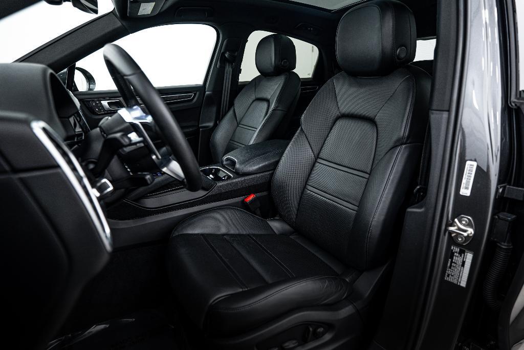used 2022 Porsche Cayenne car, priced at $78,995
