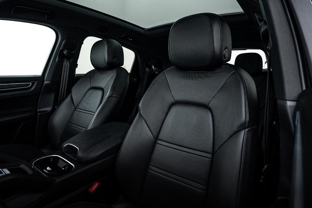 used 2022 Porsche Cayenne car, priced at $78,995