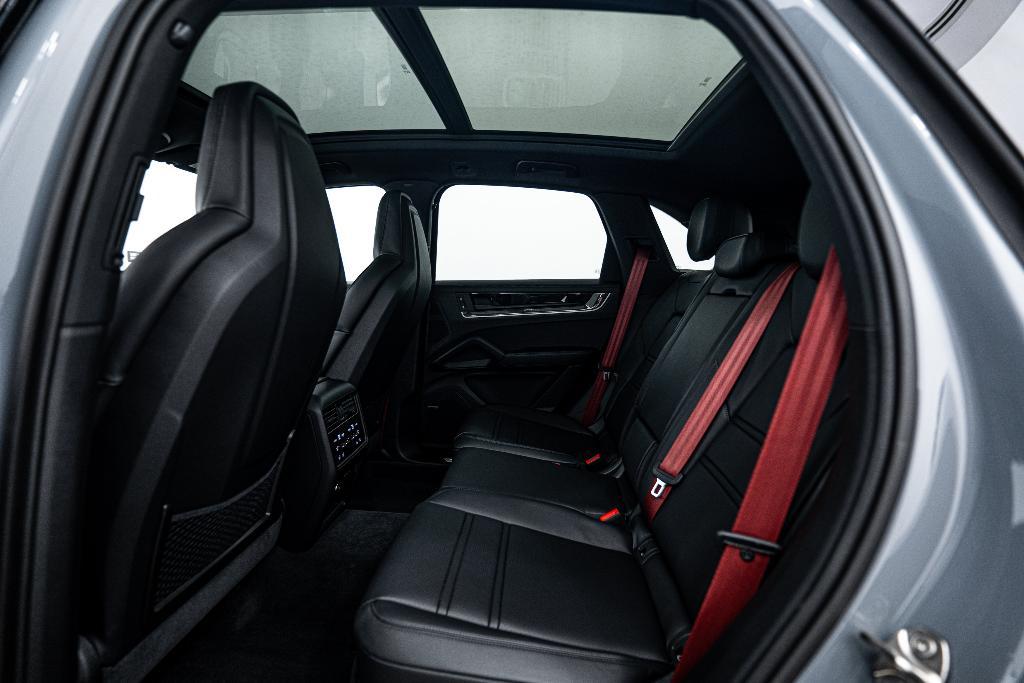 used 2025 Porsche Cayenne car, priced at $129,500