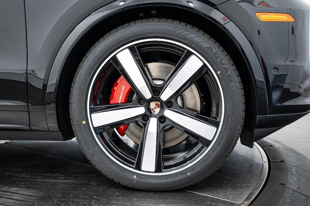 new 2026 Porsche Cayenne car, priced at $152,250