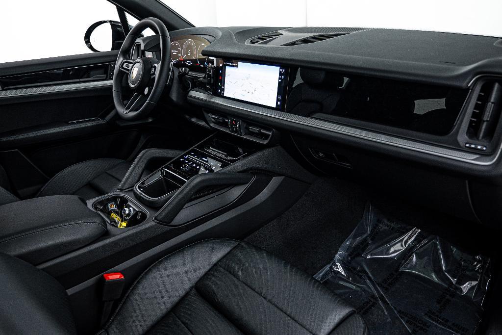 used 2025 Porsche Cayenne car, priced at $95,991