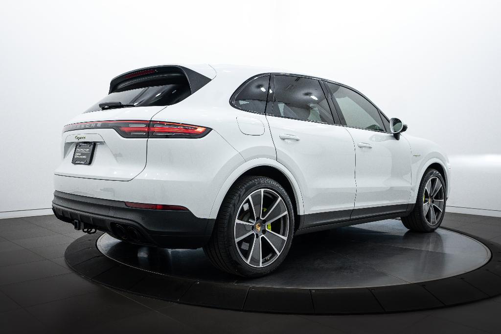 used 2021 Porsche Cayenne E-Hybrid car, priced at $64,500