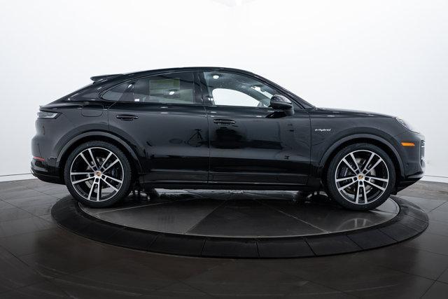 new 2025 Porsche Cayenne car, priced at $137,095