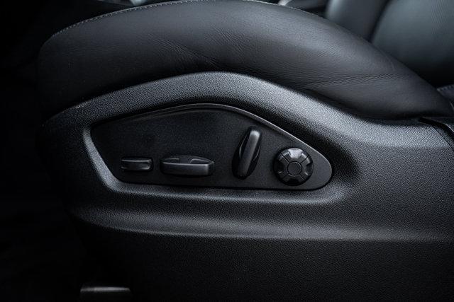 new 2025 Porsche Cayenne car, priced at $137,095